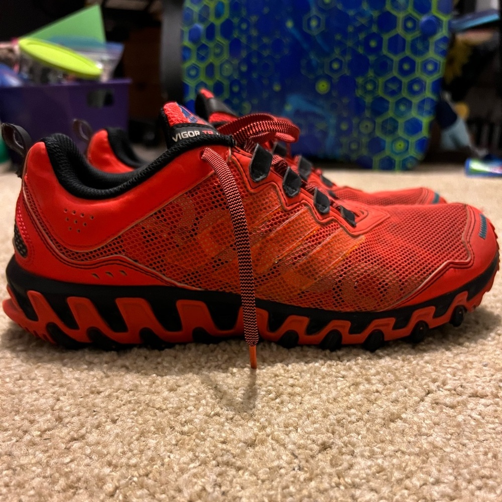Men’s Adidas Vigor Trail Shoes Size 9.5 Orange/Black.